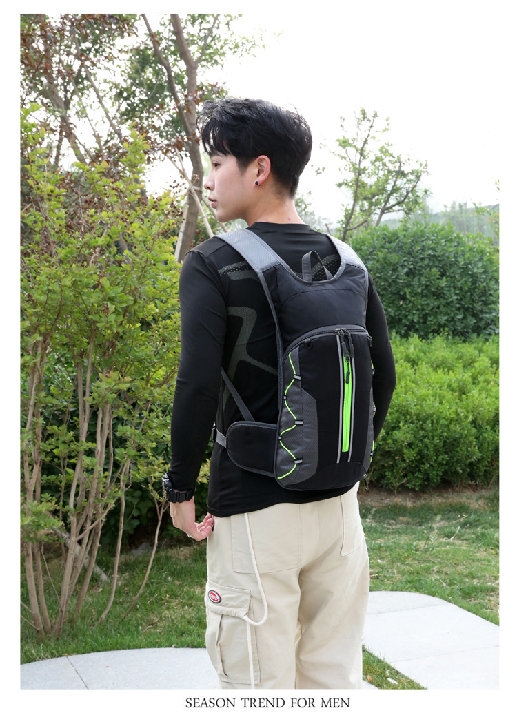 Hydration Backpack with 2L Water Bladder - 10L Hiking & Cycling Rucksack BDXJ50112