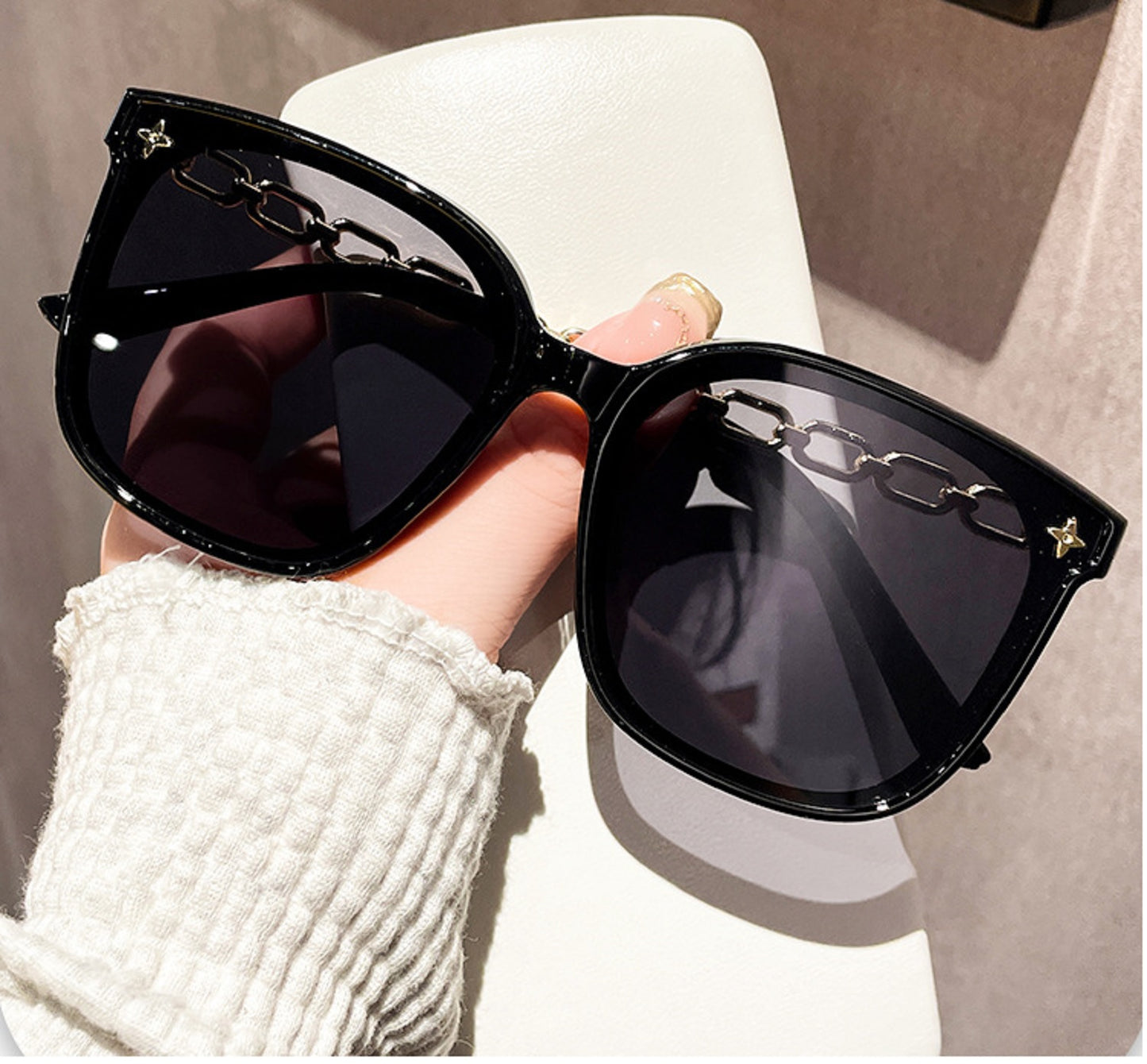 ECOTREK Women’s Oversized Sunglasses – UV400 Retro Square Fashion Shades LX07